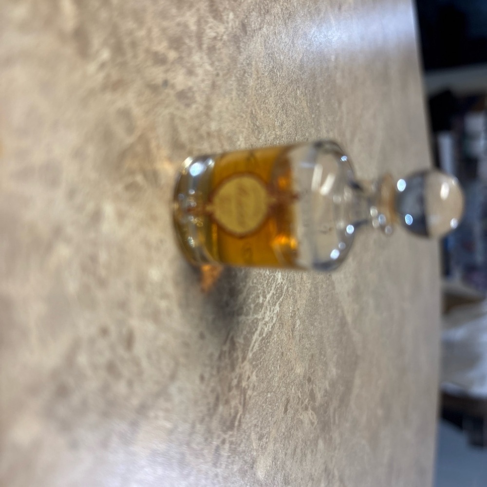 Penhaligon's Malabah .17 oz/5 ml Eau De Parfum Splash Mini missing some